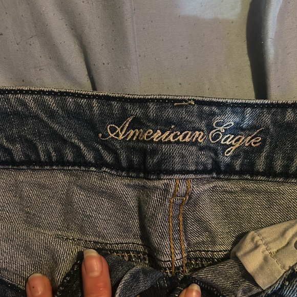 American eagle - Picture 3 of 4